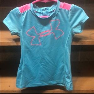 3/ $10 Girls Under Armour Athletic Top 18m